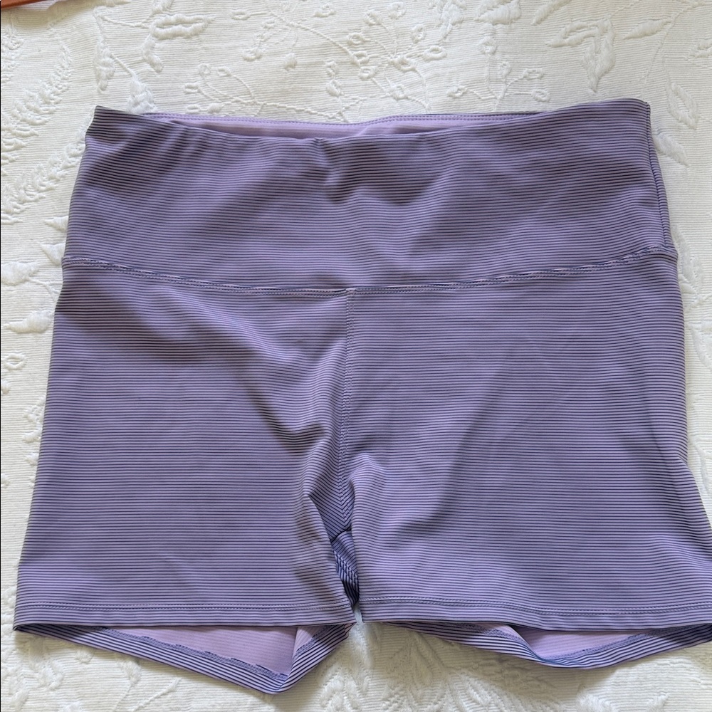 🪩2/20 NWT Cotton On Purple Rose Rib High Waisted Shortie Shorts XL - Picture 2 of 4